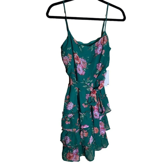City Vibe Women's NWT Emerald Green Tiered Flowy Floral Print Dress Size Medium - Picture 1 of 10